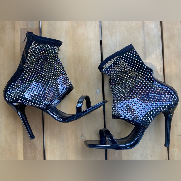 CUCCOO Black Mesh Fishnet Bedazzled Rhinestone Open Toed Heels - Picture 1 of 9